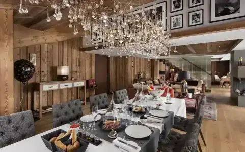 Hôtel Barrière Les Neiges Courchevel - 44