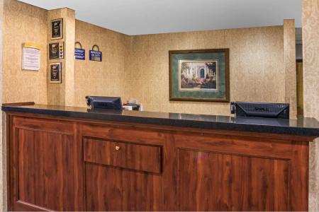 Days Inn by Wyndham Fort Hood - 14