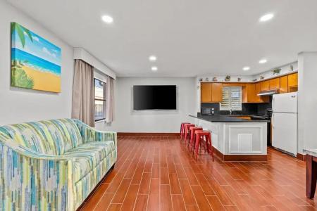Traveby Wyndham Suites St Augustine - 75