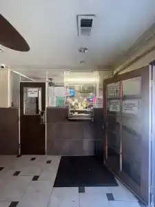 Goldstar Inn Motel - 1