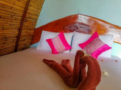 Oyo 1083 Lanta Wild Beach Resort - 41