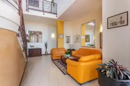 Rodia Inn - 10