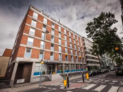 Lse Carr-Saunders Hall - 18
