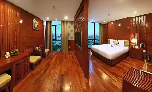 Vy Thuyen - 55