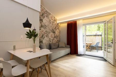 Little Suite - 73