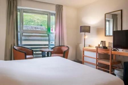 Hôtel Paradis - 104