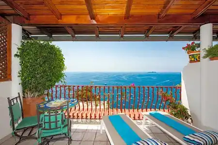Eden Roc Suites - 260