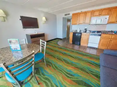 Marjac Suites Virginia Beach Oceanfront - 20