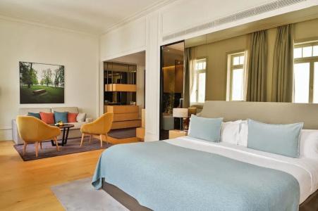 Boho Prague - Small Luxurys - 104