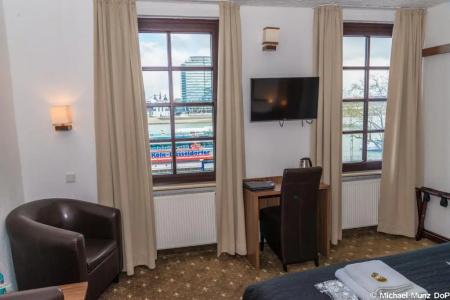 und Restaurant Löwenbräu Köln - 115