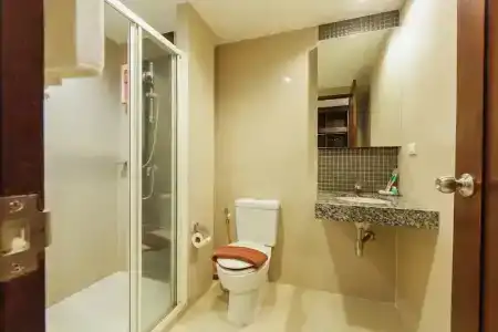 Tycoon Suite - 8