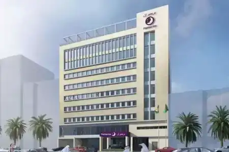 Premier Inn Airport - 20