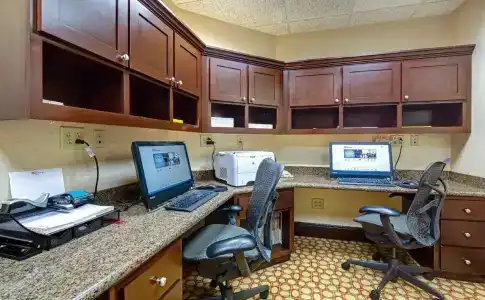 Hilton Garden Inn - 29