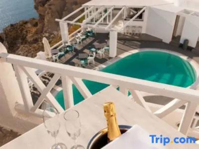 Artemis Suites - 153