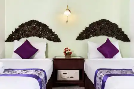 Sawasdee Siam - 23