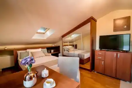 Hedera Residences - Kumbor - 77