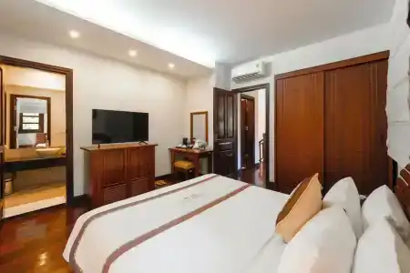 Son Tra Resort - 57
