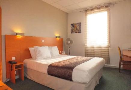 Comfort Cecil Metz Gare - 46