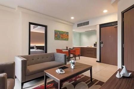 Oakwood and Residence - 63