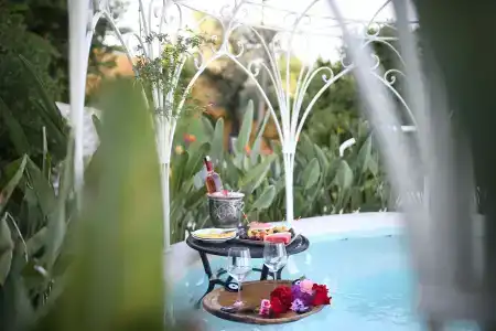 Villa Taraça Alaçatı Romantik Otel - 17