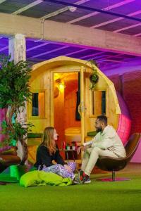 Outside Inn - 33