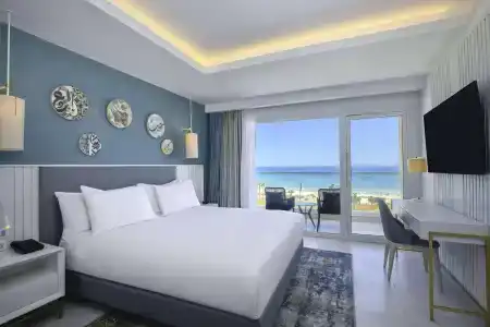 Hilton Skanes Beach - 5