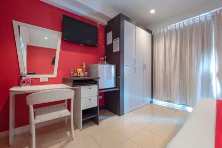 Oyo 1040 Access Inn Pattaya - 78