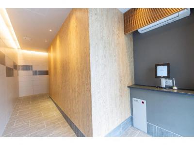 Grand Base Hiroshima Ekimae - 10