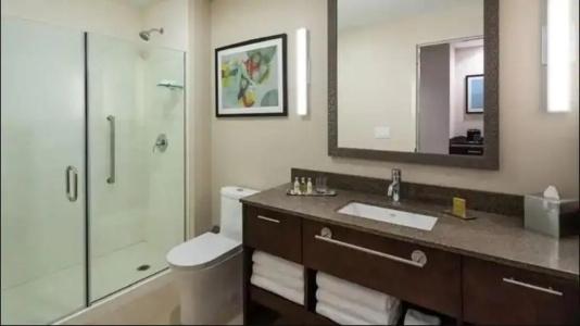 DoubleTree by Hilton Miami Doral - 23