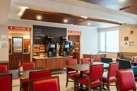 Holiday Inn Express Maspeth, An Ihg - 23