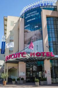 Mercure Thalasso & Spa Port Fréjus - 98