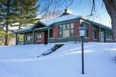 Wilburton Inn - 228