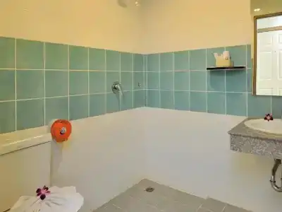 Pimrada - 33