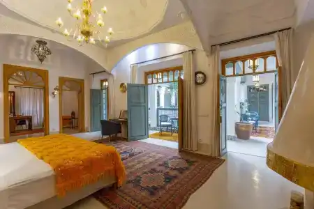 Riad Azahar - 95