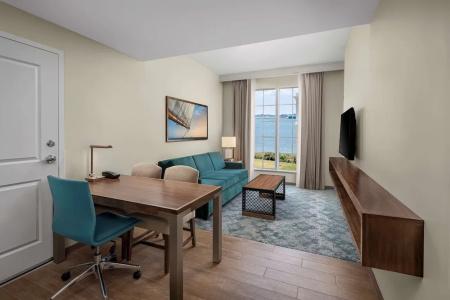 Embassy Suites by Hilton Charleston Harbor Mt. Pleasant - 72
