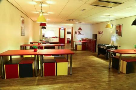 Bud Gett Hostels - 16