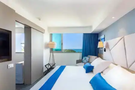 Valamar Diamant - 1