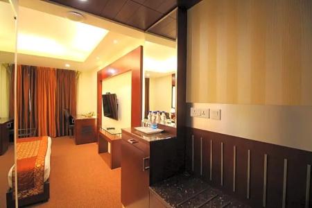 Golden Grand - 84
