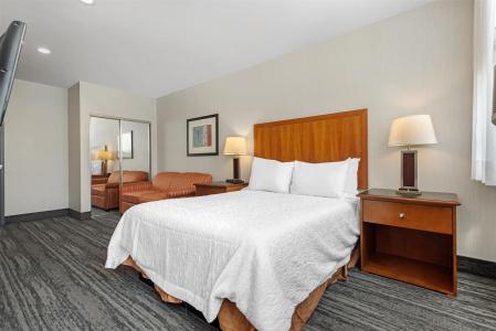 Best Western Plus Suites Downtown - 34