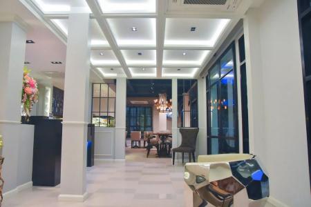 Marquise Boutique - 1