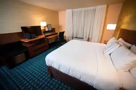 Fairfield Inn & Suites by Marriott Uptown/University Area - 24