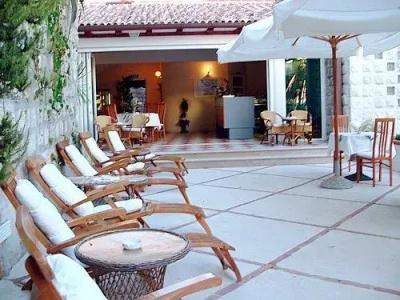 Boutique & Beach Villa Wolff - 39