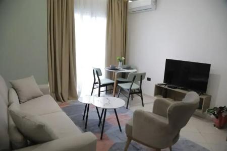 Oda Tirana - 104