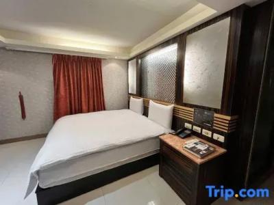 81 Premier Hollywood - SG Clean - 62