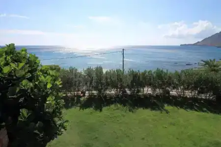 Thalassa House - 123