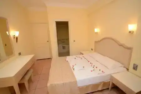 alenz suite - 1
