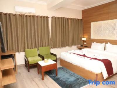 Marcopolo Business - 50