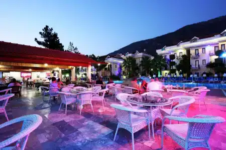 Yel Holiday Resort - 31