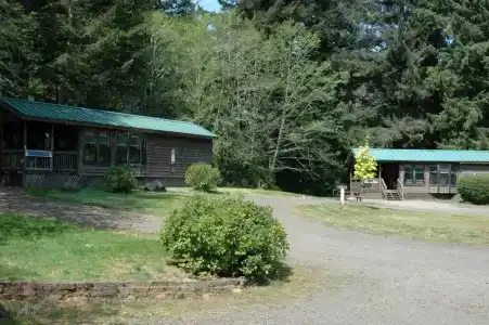 Park and Cabins - 64