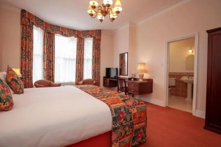 Arundel House - 24